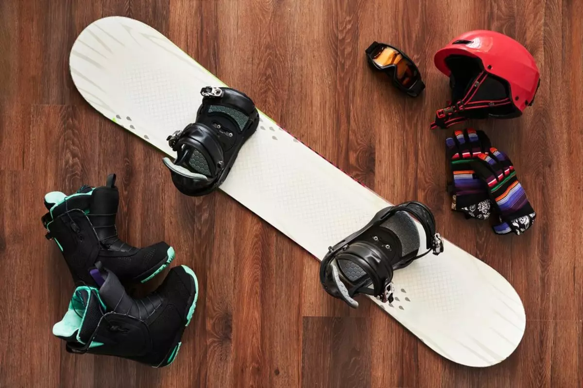 Essential Snowboarding Accessories